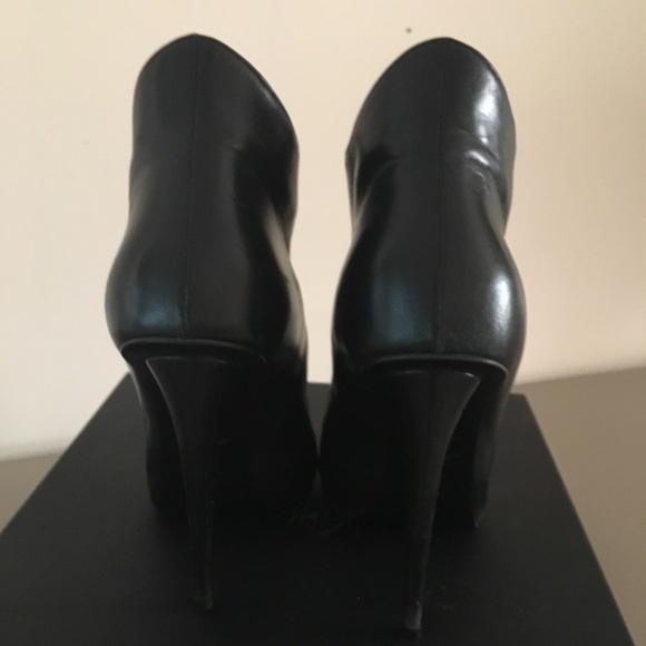 Giuseppe Zanotti Peep Toe Booties - Picture 3 of 4