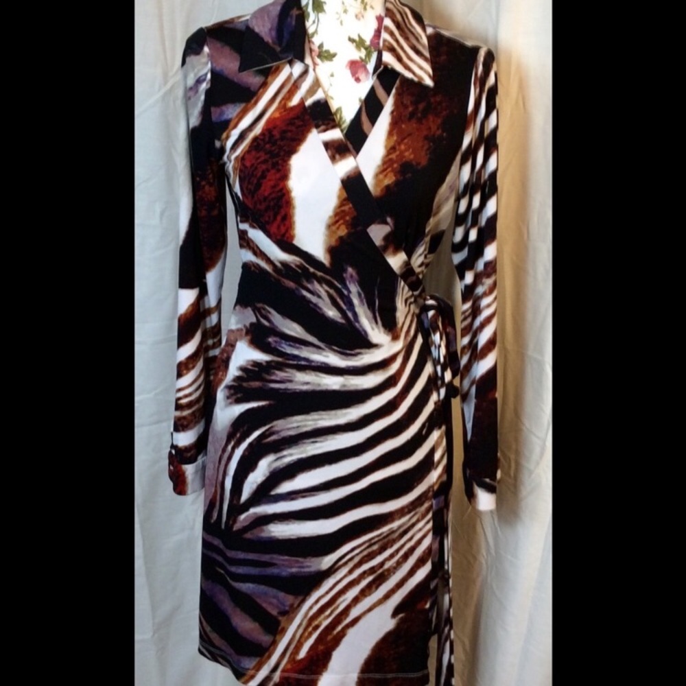 Calvin Klein Long Slv Abstract Stripe Wrap Dress