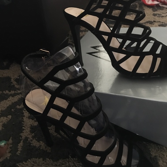 Black Suede Laser Cut 110MM - Picture 3 of 4