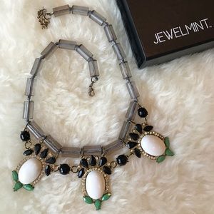 Jewelmint Jewelry - Statement drop necklace Jewelmint Jewelry - Statement drop necklace