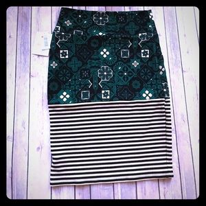 Lularoe Cassie size M