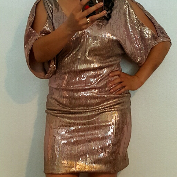 ARDEN B DRESS - Picture 2 of 4