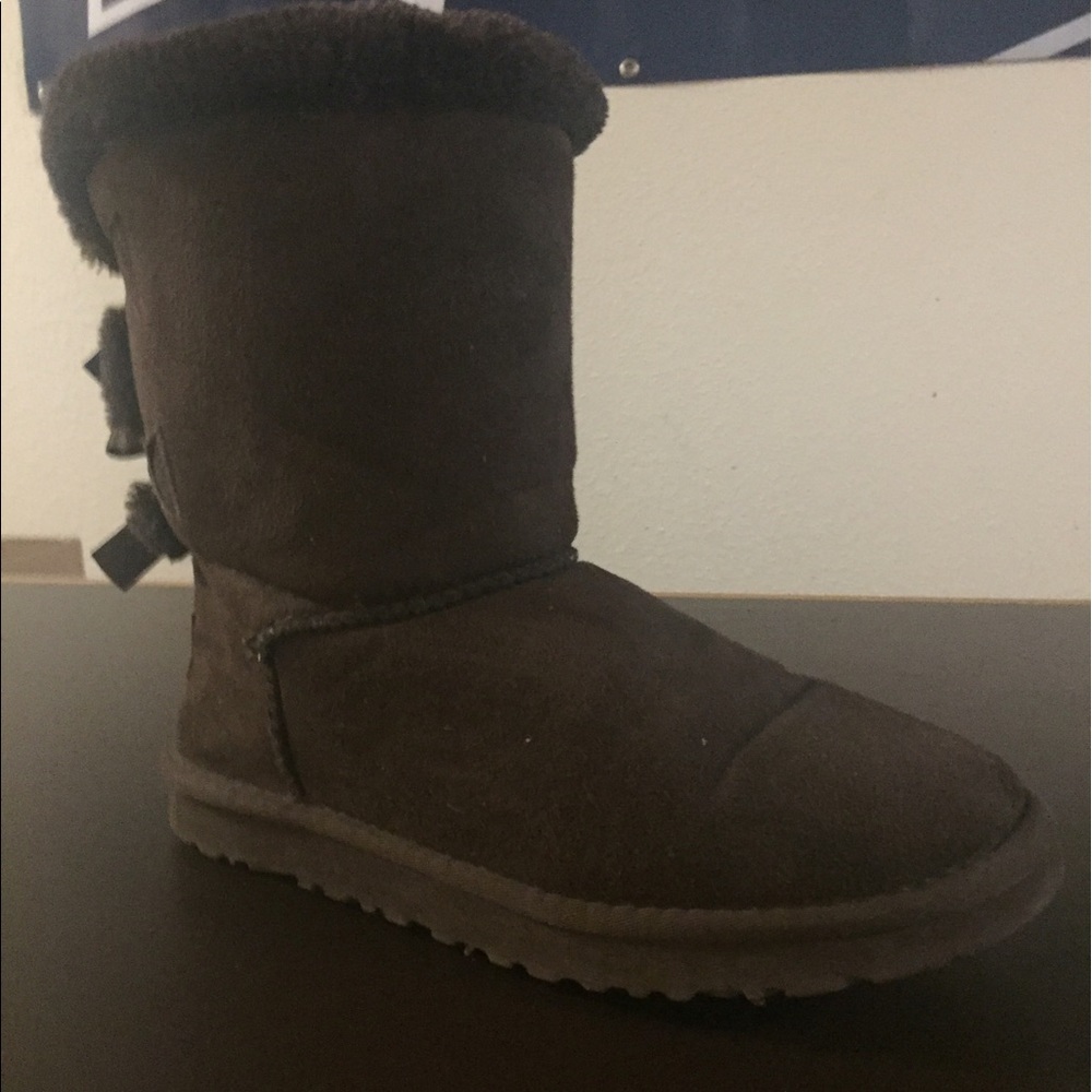 Ugg Brown Boots with Bows