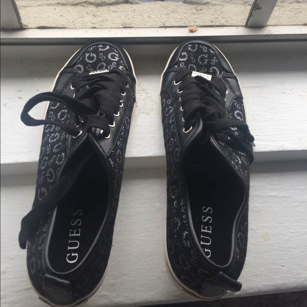 Guess tennis shoes