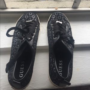 Guess tennis shoes