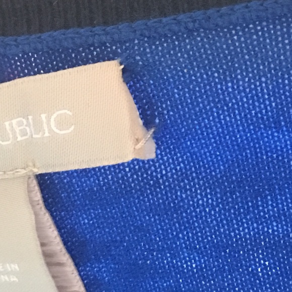 Banana Republic Damselfish Blue V-neck Cardigan - Picture 6 of 6