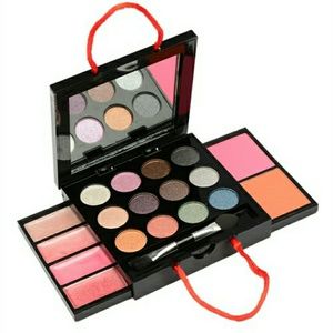 Swag Bag beauty treats