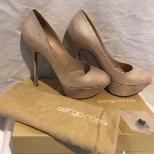 SERGIO ROSSI STUNNING PLATFORM HEELS $695