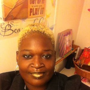 Meet your Posher, April