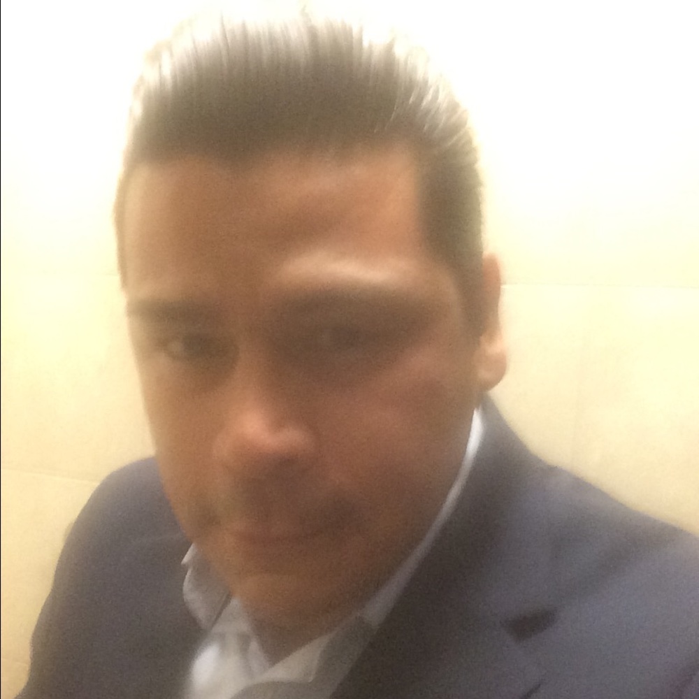 Meet your Posher, Chriatian