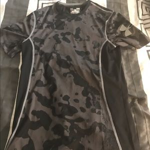 Under Armour footed sonic shirt (brand new)