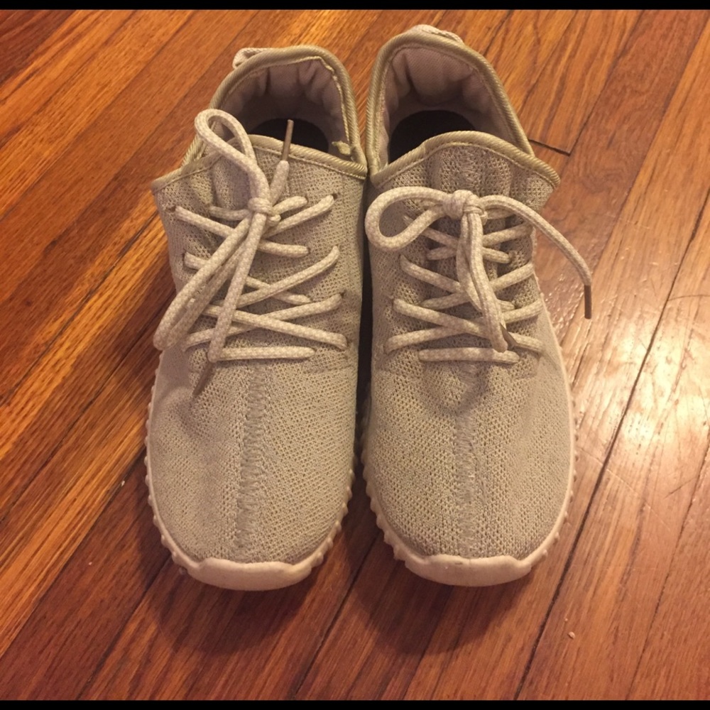 Knock-off Yeezys
