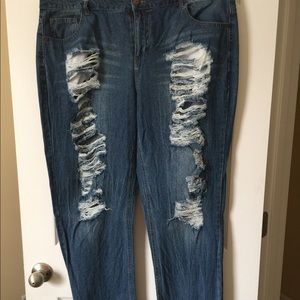 Destructed, mid-wash jeans