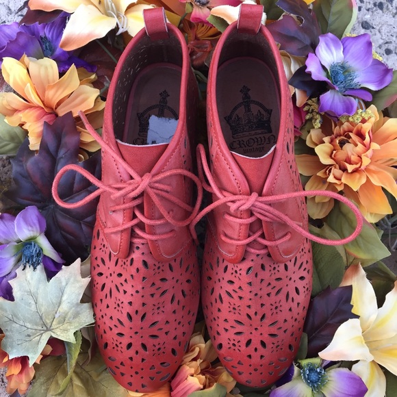 Crown Vintage Shoes - Crown Vintage Laser Cut Oxford Shoes