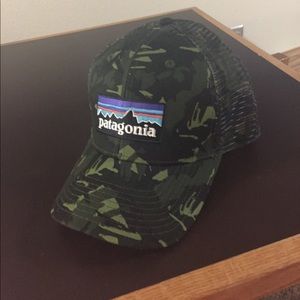 Patagonia camo trucker hat