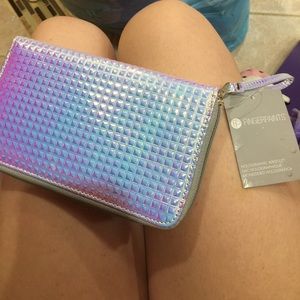 Holographic wallet