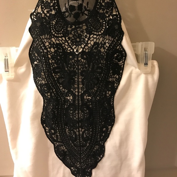 Charlotte Russe halter top - Picture 2 of 4