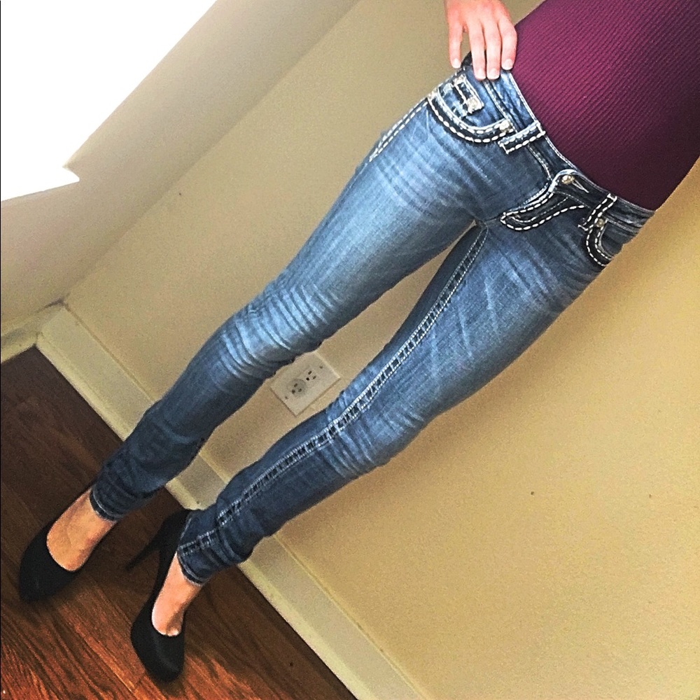 Miss Me Skinny Jeans Retail Price 139.00 - Picture 3 of 4