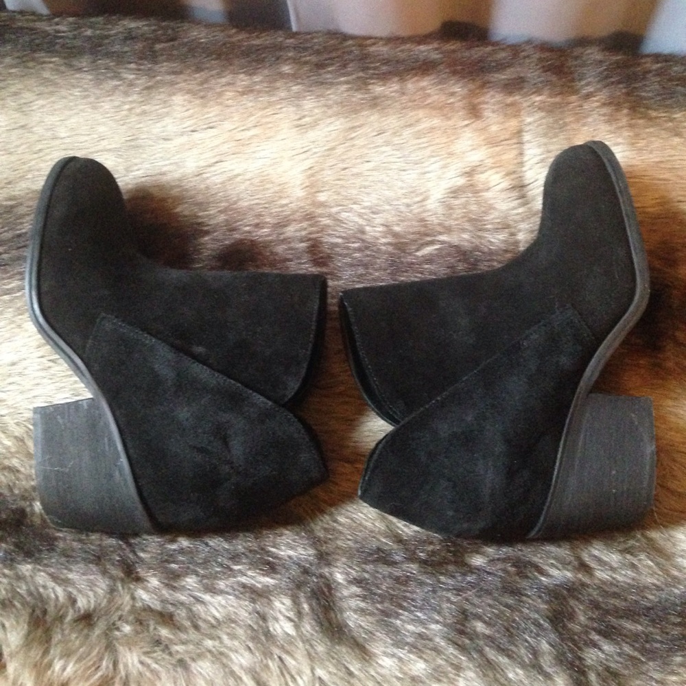 Jessica Simpson Tandra Boot - Picture 8 of 8