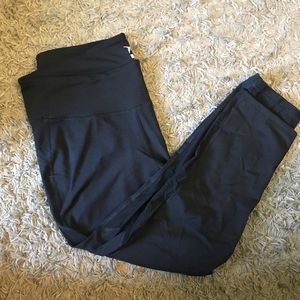 Capri workout pants