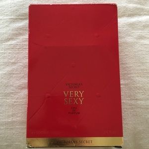 Victoria's Secret Very Sexy Eau De Pardum (3.4oz)