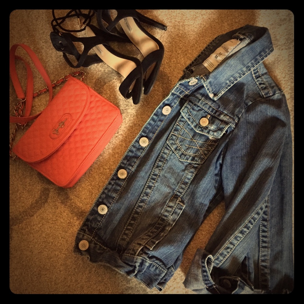 LAST CHANCE! Jean Jacket