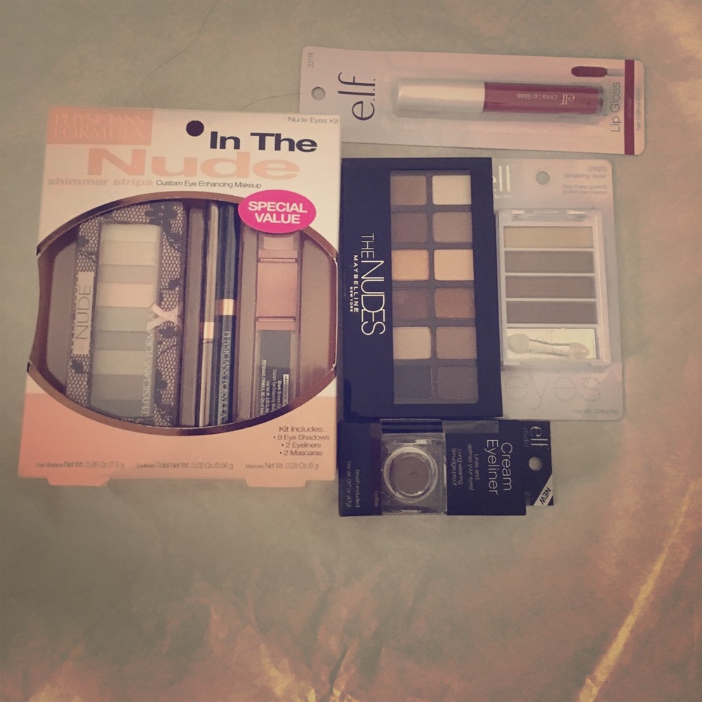 Makeup bundle for only $30!