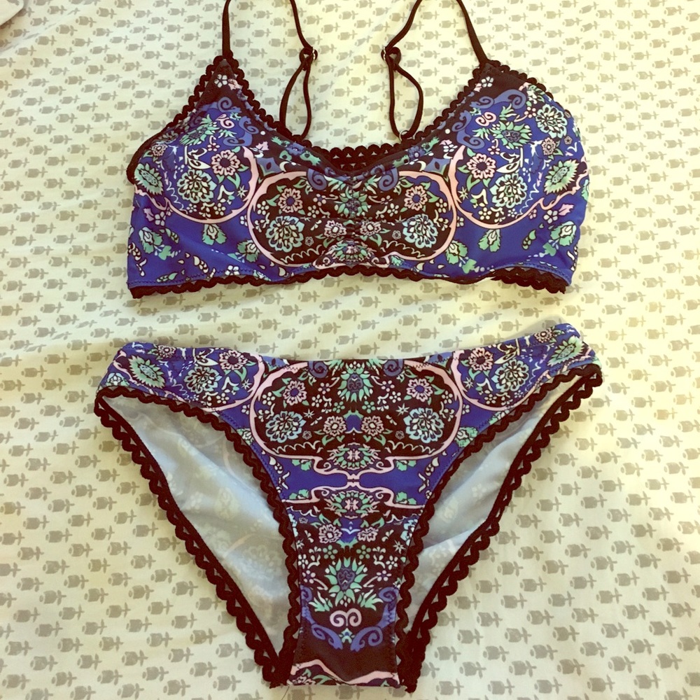 Multi color 2 piece bikini