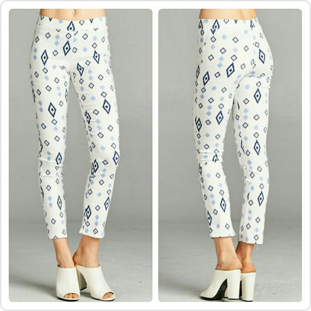 Tribal Print Cropped Legging