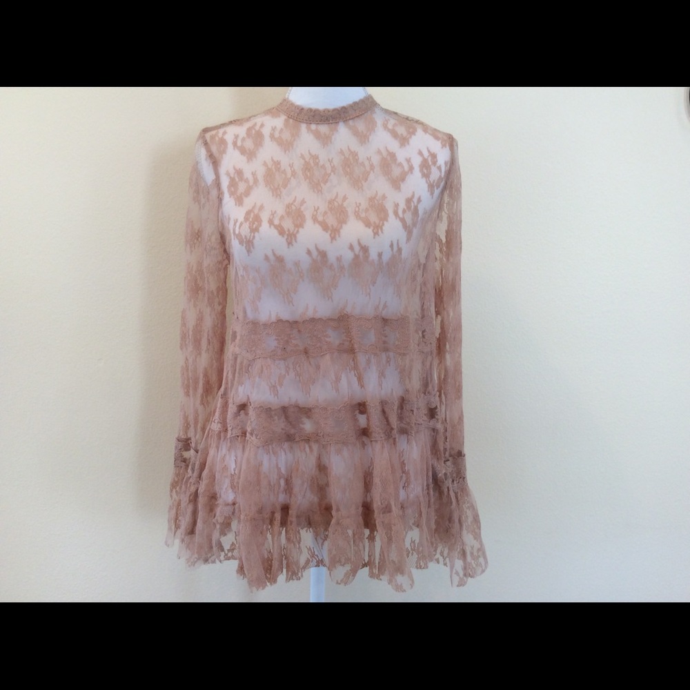 🐚Delicate Lace Top 🐚