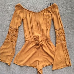 Off the Shoulder Bell Sleeve Romper