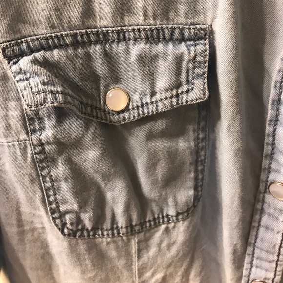 Button up denim shirt - Picture 2 of 2