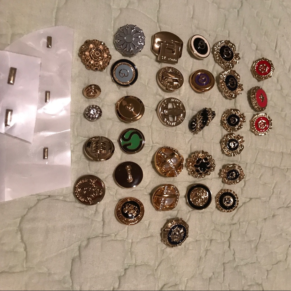 St.John buttons