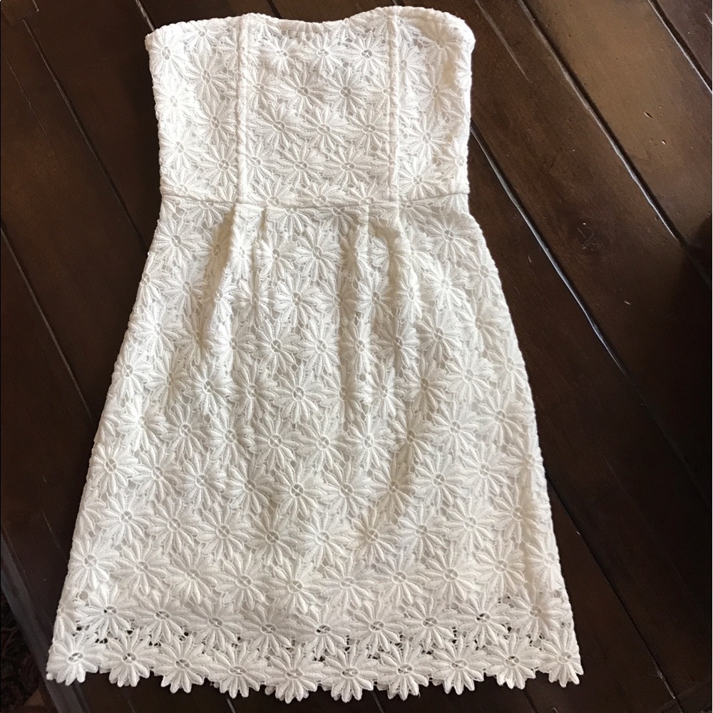 Jun & Ivy Daisy Crochet Dress