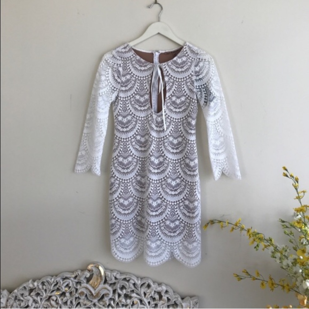 🔥SALE🔥NWT For Love and Lemons Rosalita Dress - Picture 2 of 4