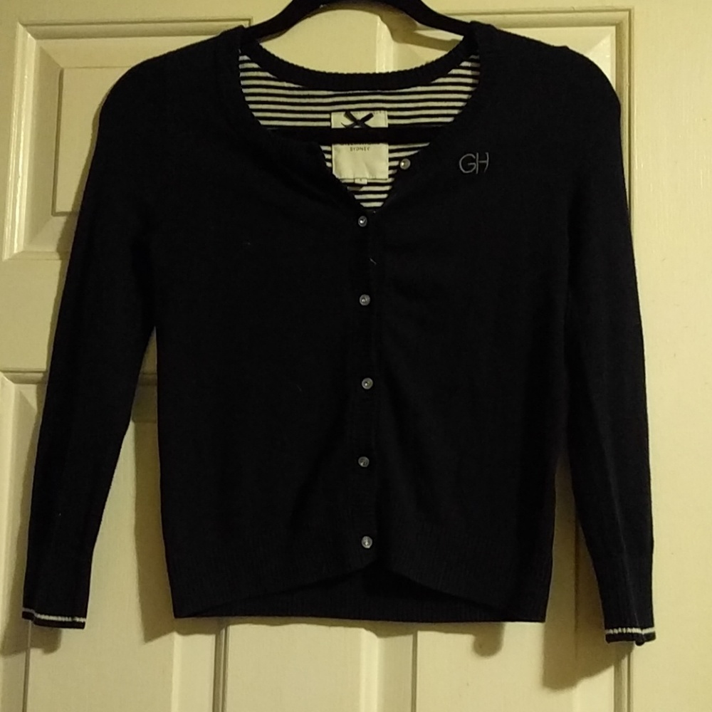 Cute Gilly Hicks sweater!