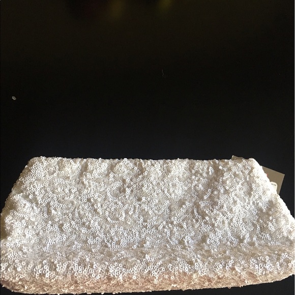 Victoria Secret White Sequin Make-up Bag. - Picture 3 of 4