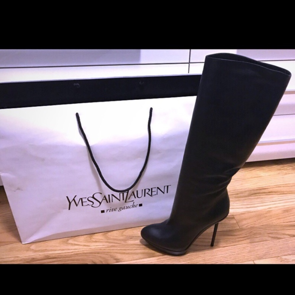 ❌❌SOLD👌🏼❌❌ Ysl Black knee high Boots