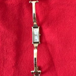 Gucci bangle time piece - Authentic