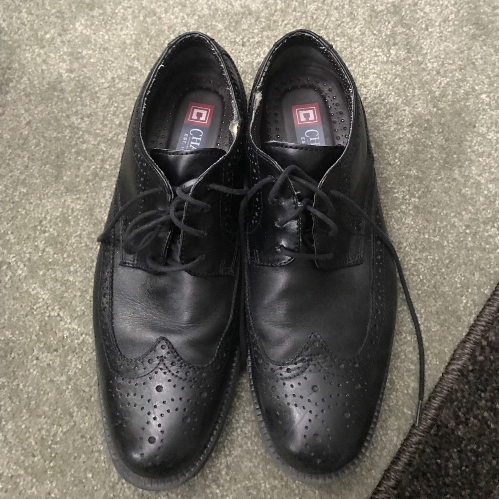 Men's dress shoes
