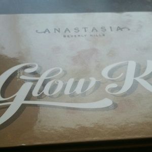 Anastasia Beverly Hills Glow Kit
