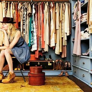 Closet blowout!   Cleaning up my closet for fall!