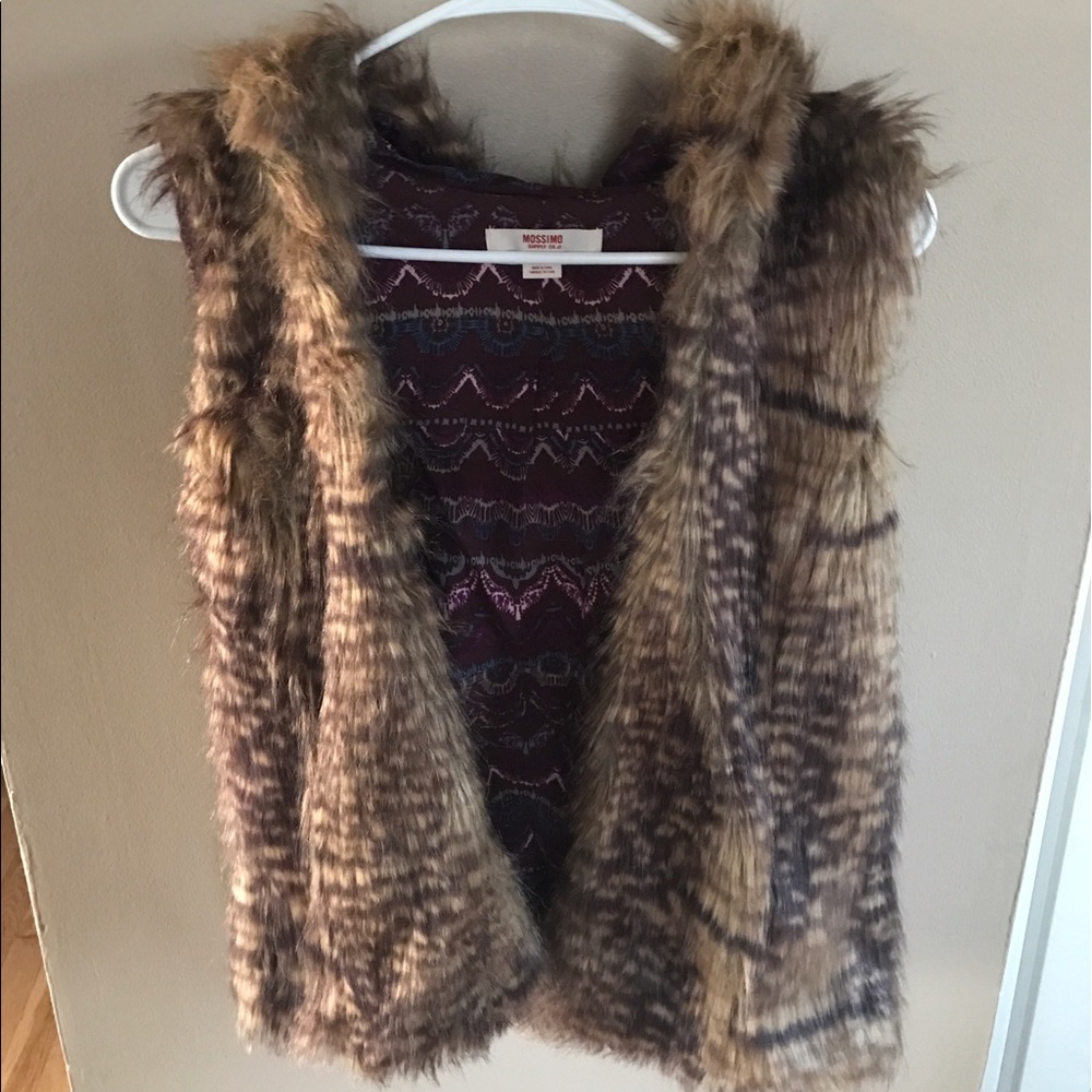 Fur vest with hood
