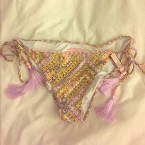 *NWT* Victoria's Secret Bikini Bottom