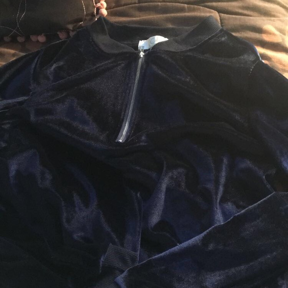 Long sleeve Half Zip - Picture 1 of 2