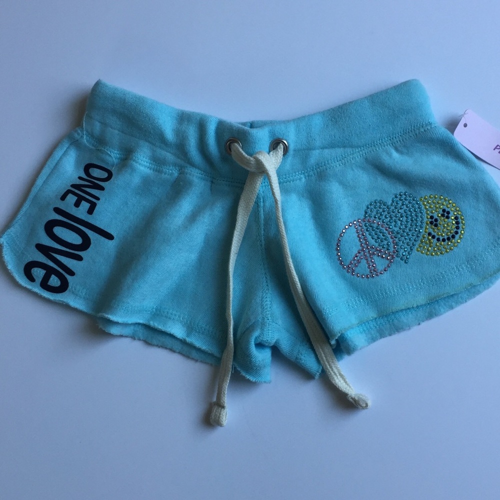 Play six sweatshirt short