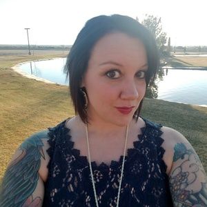 Meet your Posher, Daisha