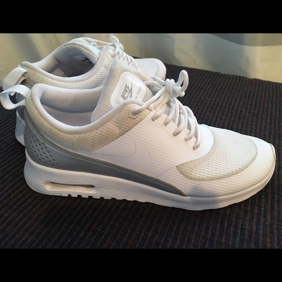 Nike Airmax Thea. Size 7. - Picture 2 of 4