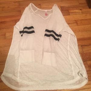 White shirt, black stripe, quarter length sleeve