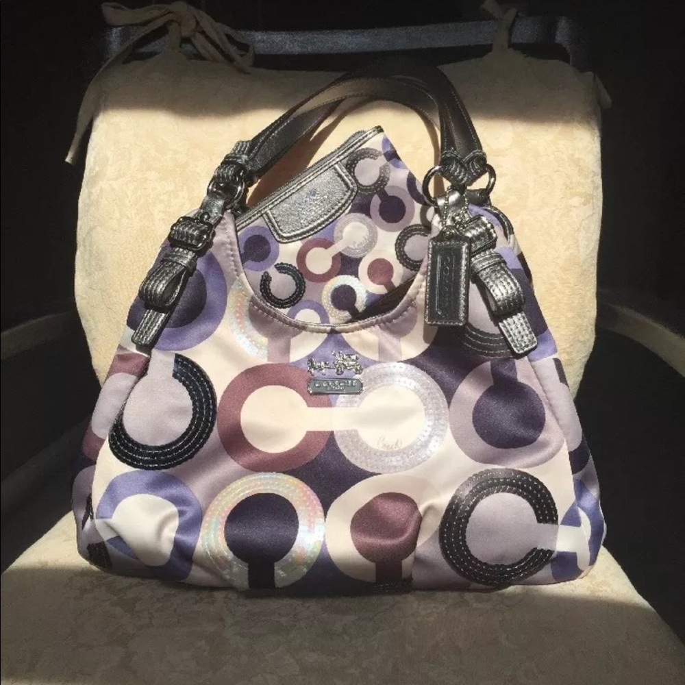 SOLD!!!*****NWT Coach sequin c purse with wristlet